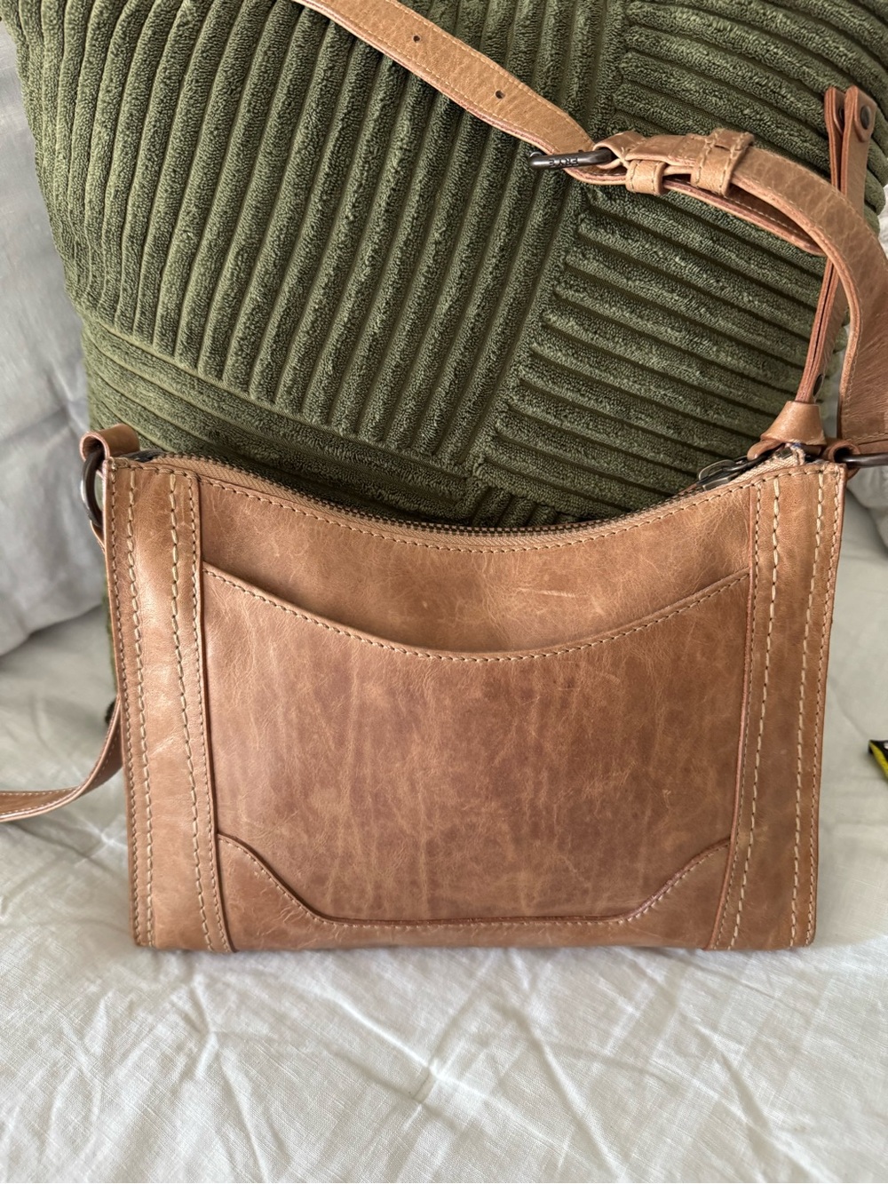 Frye Cognac Leather Crossbody Bag with Adjustable Strap - Picture 4 of 5